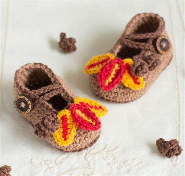 Autumn Oak Baby Booties - Free Crochet Pattern