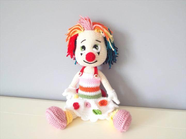 Crochet clown doll amigurumi kids toys gift ideas home decor stuffed dolls knitted dolls girls baby shower collectible doll handmade doll