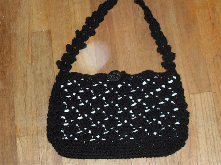  Free Patterns For Crocheted Small Summer Purses