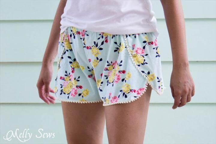 DIY Pom Pom Trim Shorts