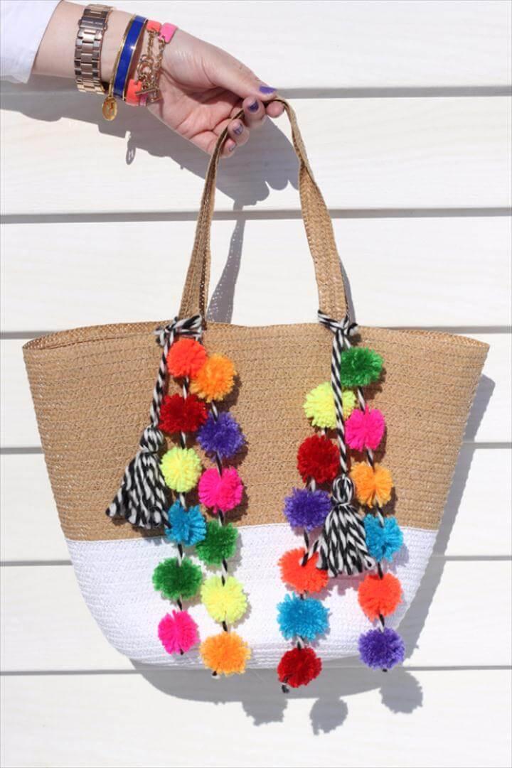 DIY Crafts with Pom Poms - Pom Pom Beach Bag DIY - Fun Yarn Pom Pom