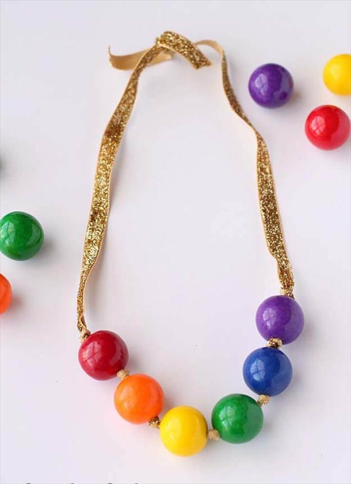 Best DIY Rainbow Crafts Ideas - Rainbow Gumball Necklace - Fun DIY Projects With Rainbows Make