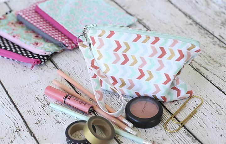 Easy sew zipper pouches - Perfect beginner project! Full tutorial 