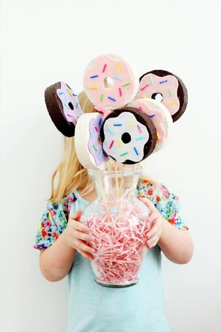 DIY Donut Bouquet, an easy craft perfect for National Donut Day, a brunch party or a just a table centerpiece, DIY Donut Bouquet,DIY donut bouquet craft for national donut day