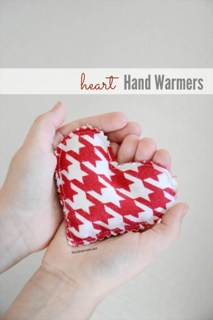 Best DIY Valentines Day Gifts - DIY Heart Hand Warmers - Cute Mason Jar Valentines Day