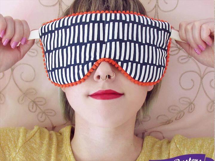 DIY soothing eye pillows