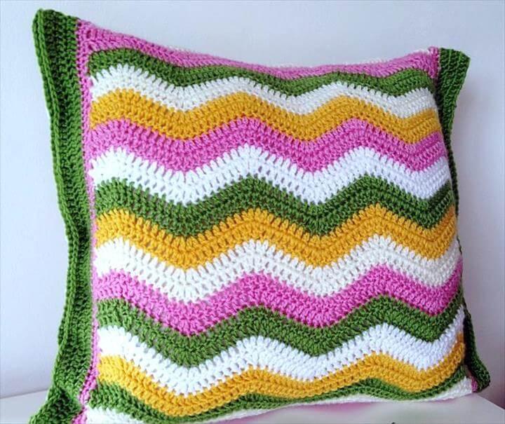 Ripple pattern crochet pillow cover