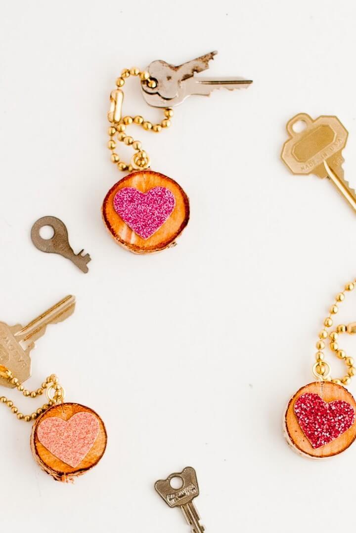 DIY Glitter Heart Keychain