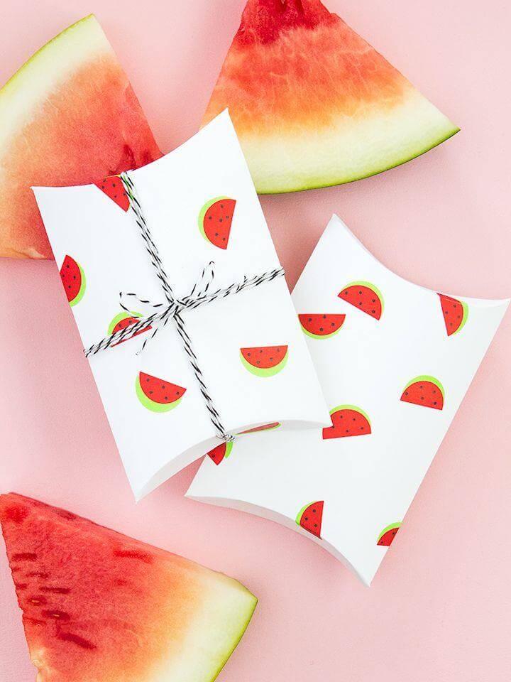 DIY summer project - Watermelon gift boxes.