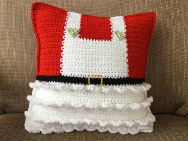 Mr and Mrs Claus Crochet Pillow
