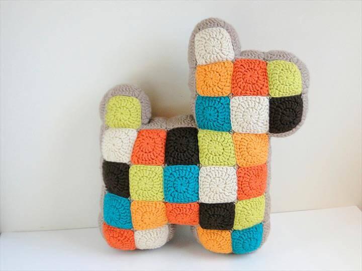 patchwork dog pillow -- tutorial (knits & what-not)