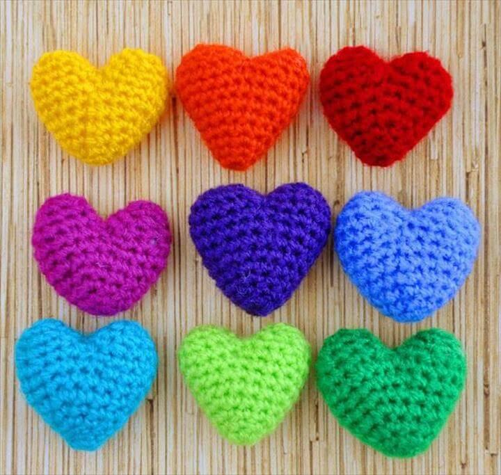 DIY: Crochet hearts