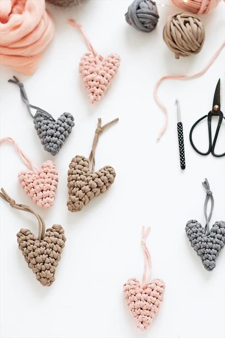 diy crochet hearts