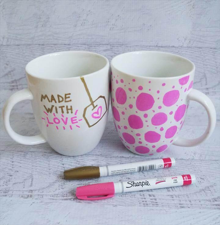 awesomr coffee mugs, sharpie coffee mug, easy diy gift