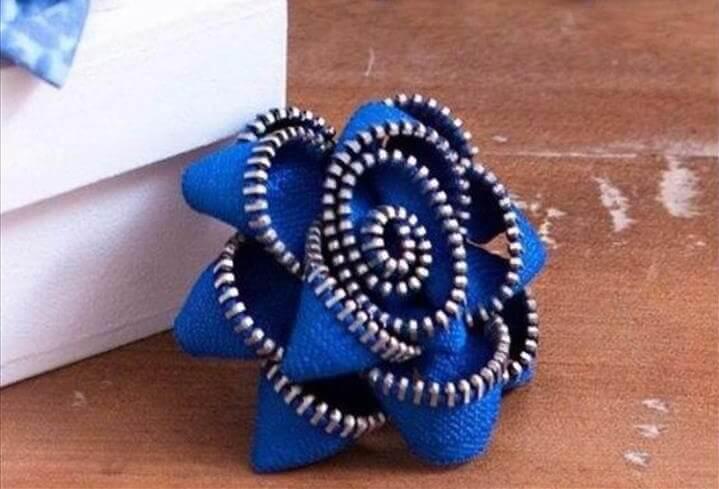 Creative DIY Projects With Zippers - Zipper Flower Brooch - Easy Crafts and Fashion Ideas With