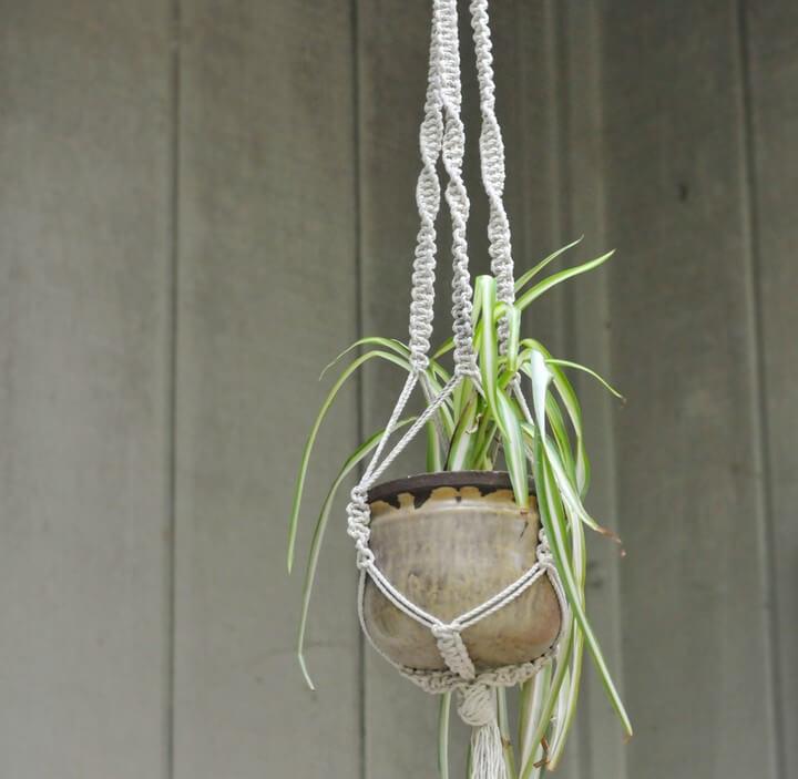 DIY Macrame Plant Hanger