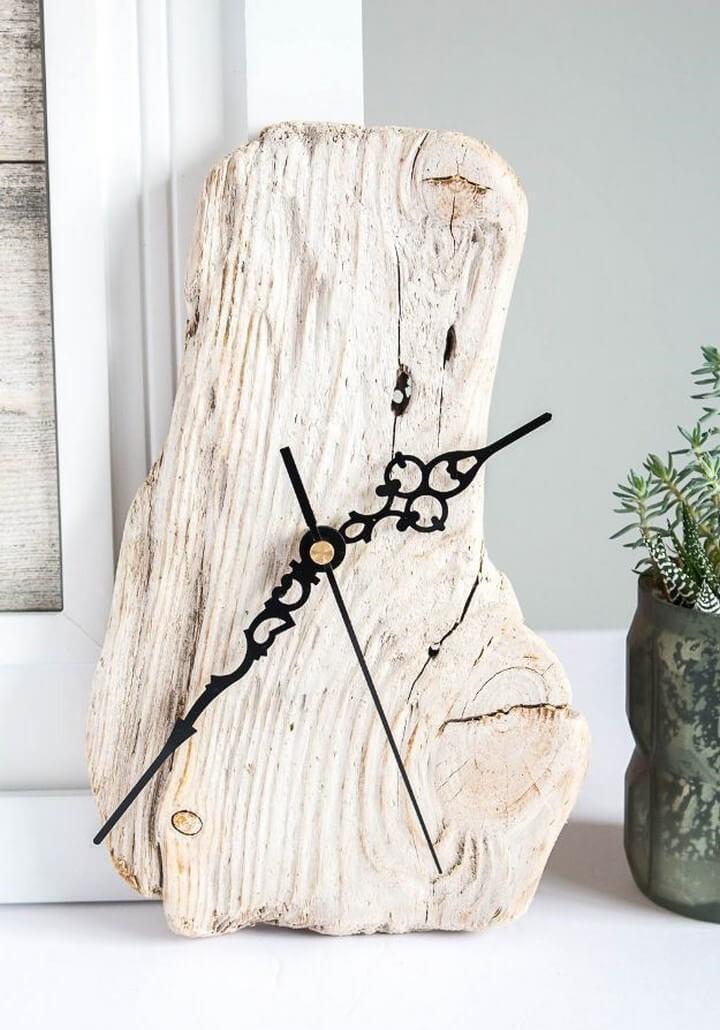 Make A Clock With Driftwood