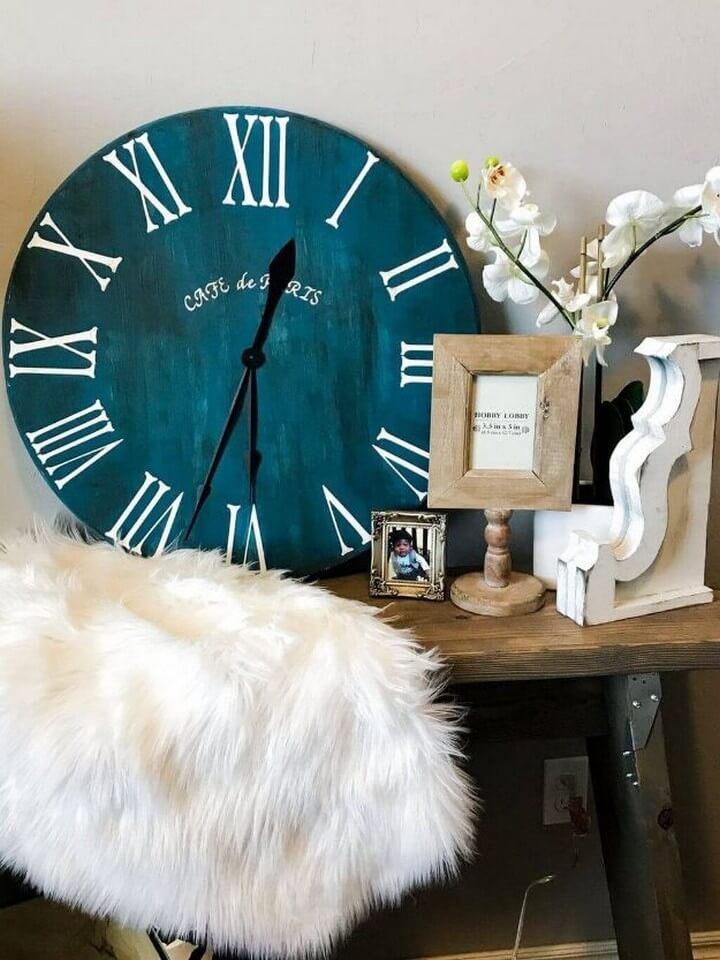 Roman Numeral Clock DIY