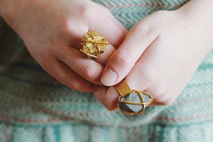 DIY Golden Stone Ring