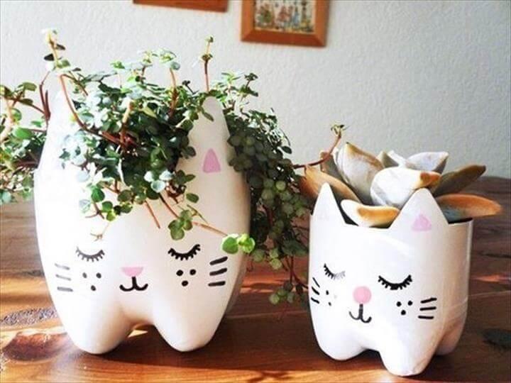  DIY Cutest Cat Planter from Plastic Bottles