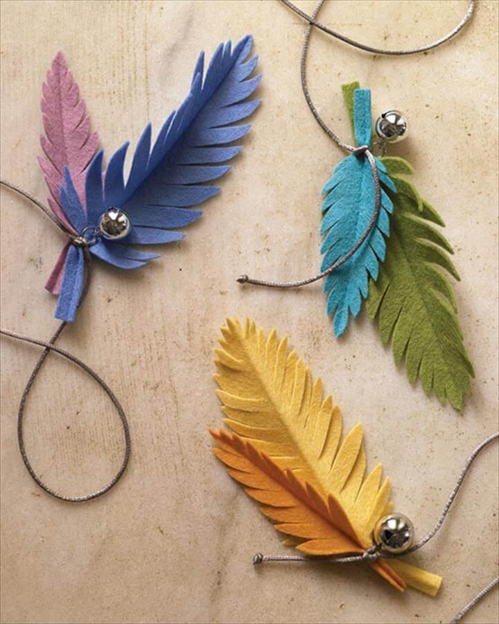 feather cat toy