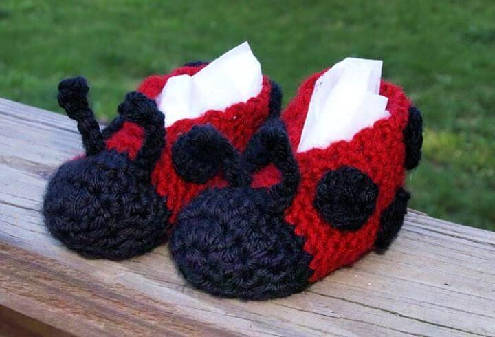 ladybug crochet, crochet slippers, ladybug slippers, how to, diy ideas, diy crafts and projects