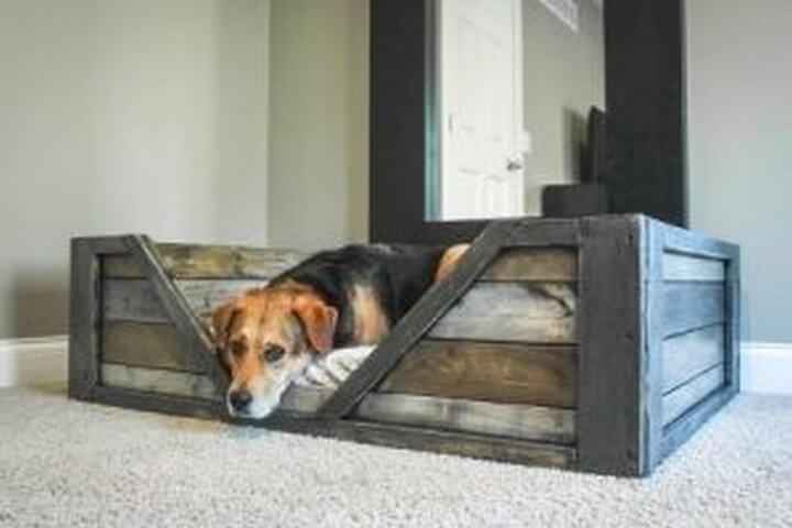 15 DIY Pallet Dog Bed Ideas Tutorials