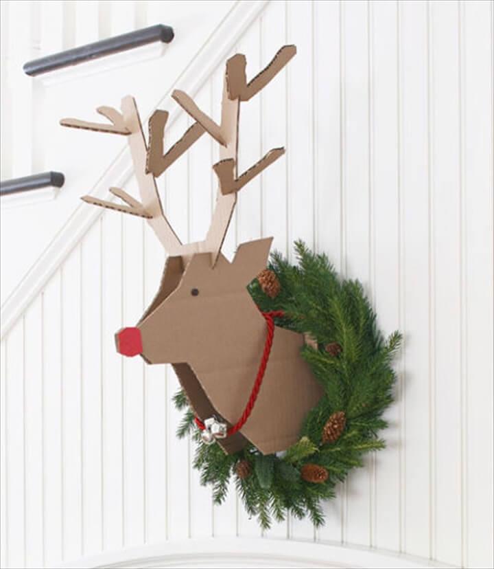 Reindeer Idea decoration, recycled cardboard, reindeer christmas day