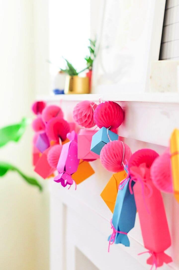 How To Make A Paper Gift Box Garland