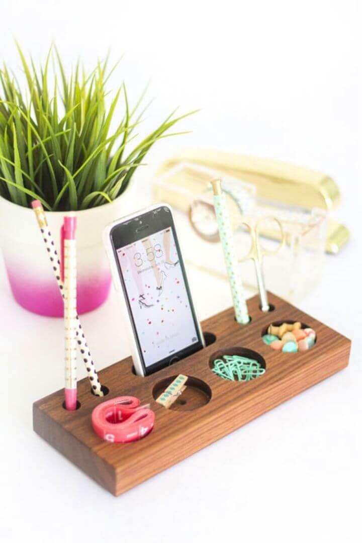 How To Make Your Own DIY Wooden Desk Caddy