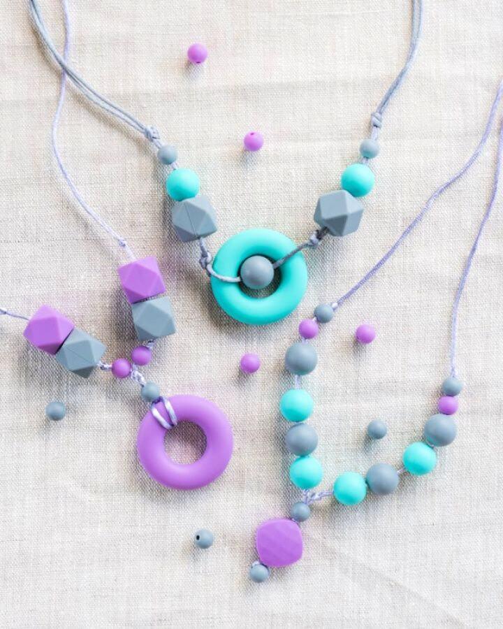 Make A DIY Silicone Nursing Necklace