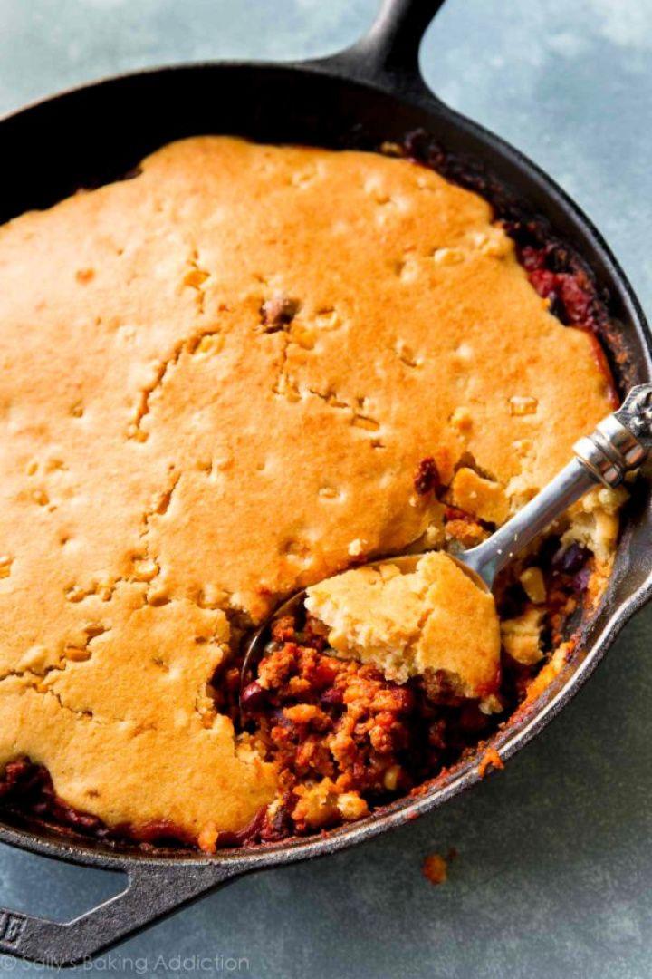 Best DIY Cornbread Topped Skillet Chili