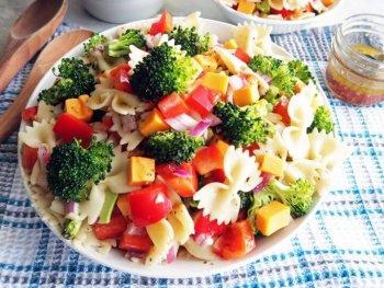 Broccoli Cheddar Pasta Salad With Tangy Italian Vinaigrette