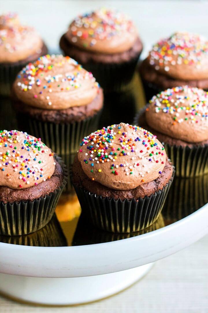 Easy Chocolate Pudding Cupcakes