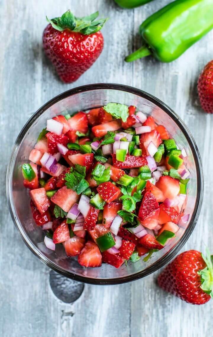 Easy Strawberry Salsa