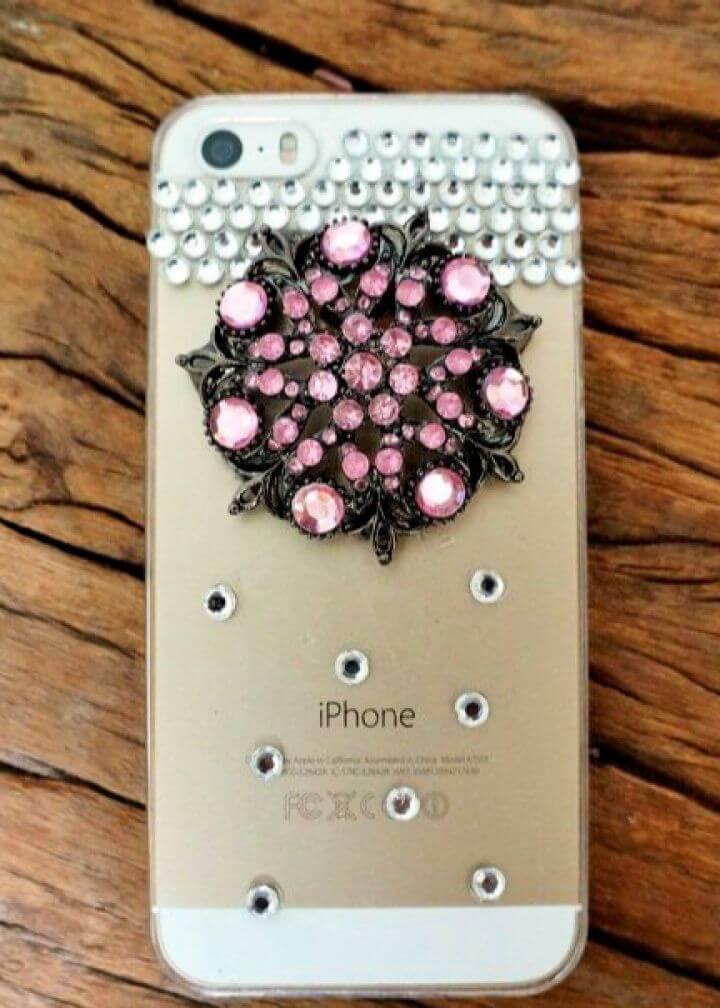 How To Repurposed Brooch DIY Cell Phone Case 1