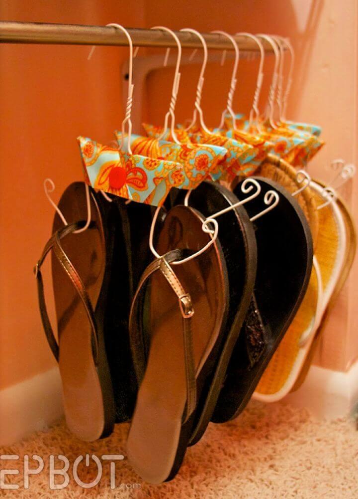 Make Your Own DIY Flip Flop Hanger