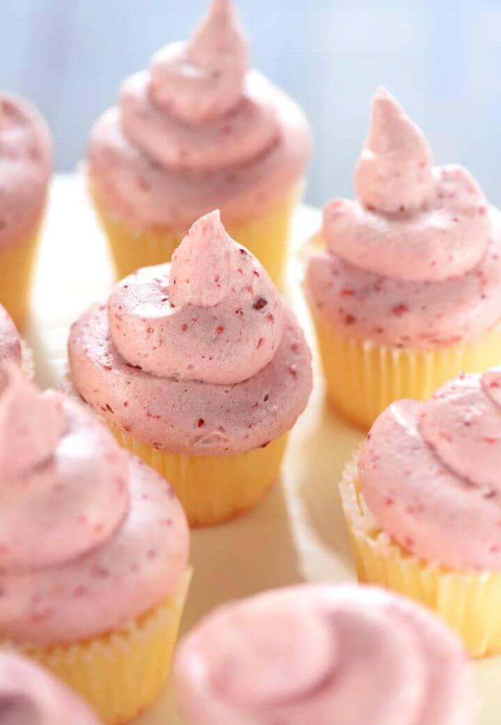 Strawberry Cream Cheese Frosting