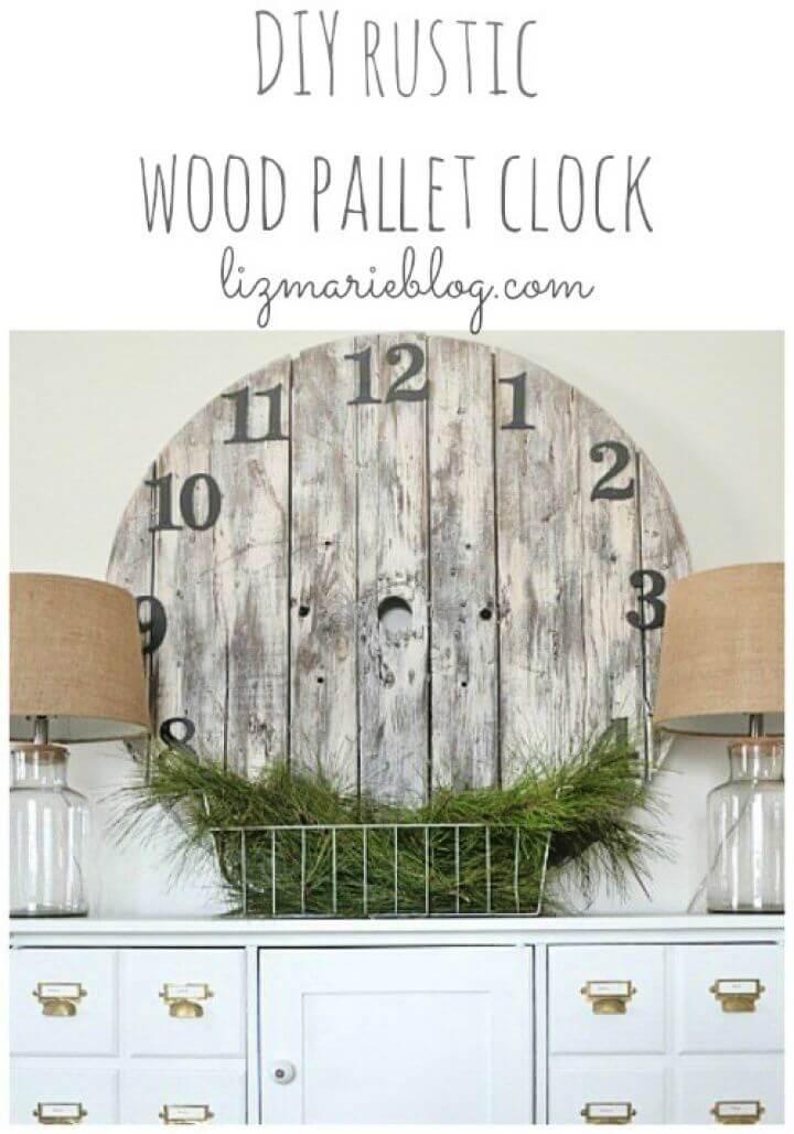 Adorable DIY Wood Pallet Clock
