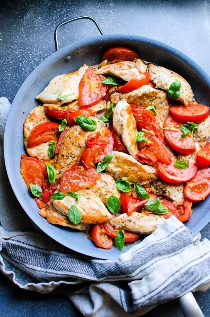 Chicken Breast with Tomatoes and Garlic