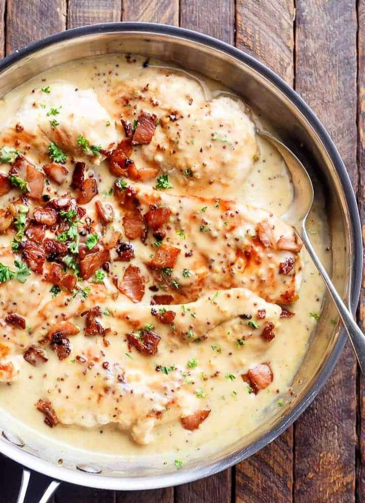 Creamy Honey Mustard Chicken With Crispy Bacon