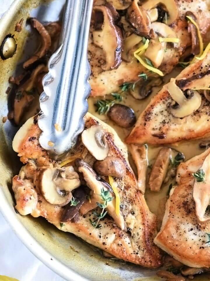 Easy Chicken Breasts With Creamy Mushroom Sauce