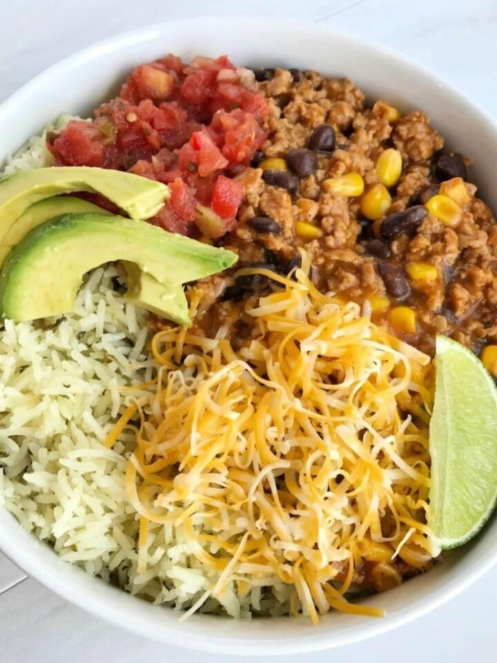 How To DIY Turkey Taco Burrito Bowls 2