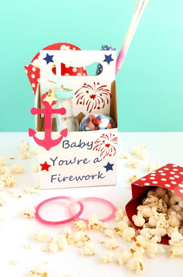 Make A Fourth Of July Treat Boxes