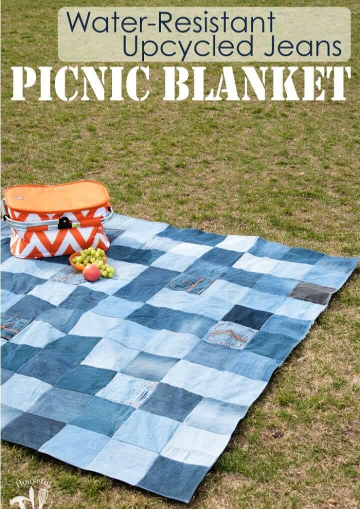 Resistant Upcycled Jeans Picnic Blanket