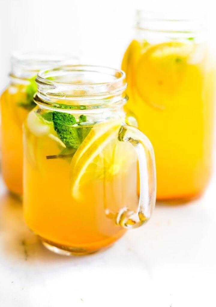 Best DIY Turmeric Ginger Lemonade With Fresh Mint 4