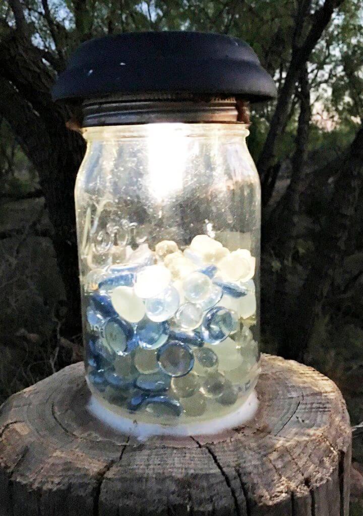 Build A DIY Inexpensive Mason Jar Solar Lights