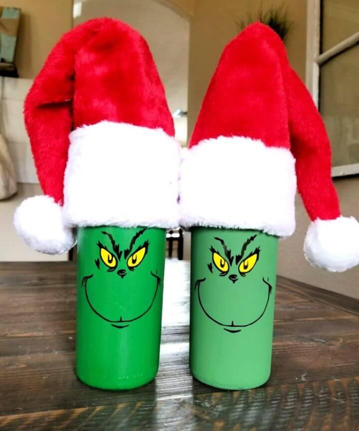 Christmas Wine Bottles Are so Fun and Easy to Make