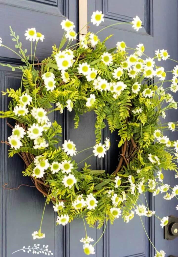DIY Easy Fern Daisy Summer Wreath