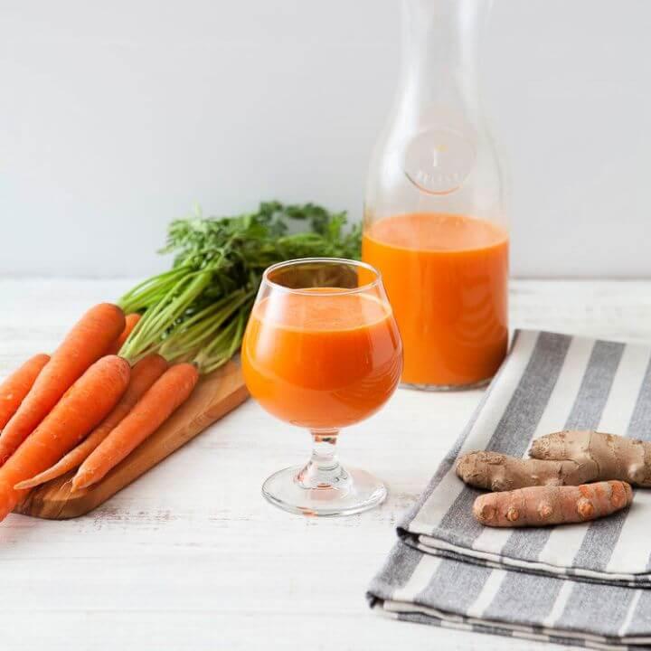 DIY Ginger Carrot Orange Juice 1